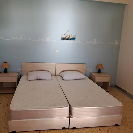 Pyrgis Glyfades Aparthotel